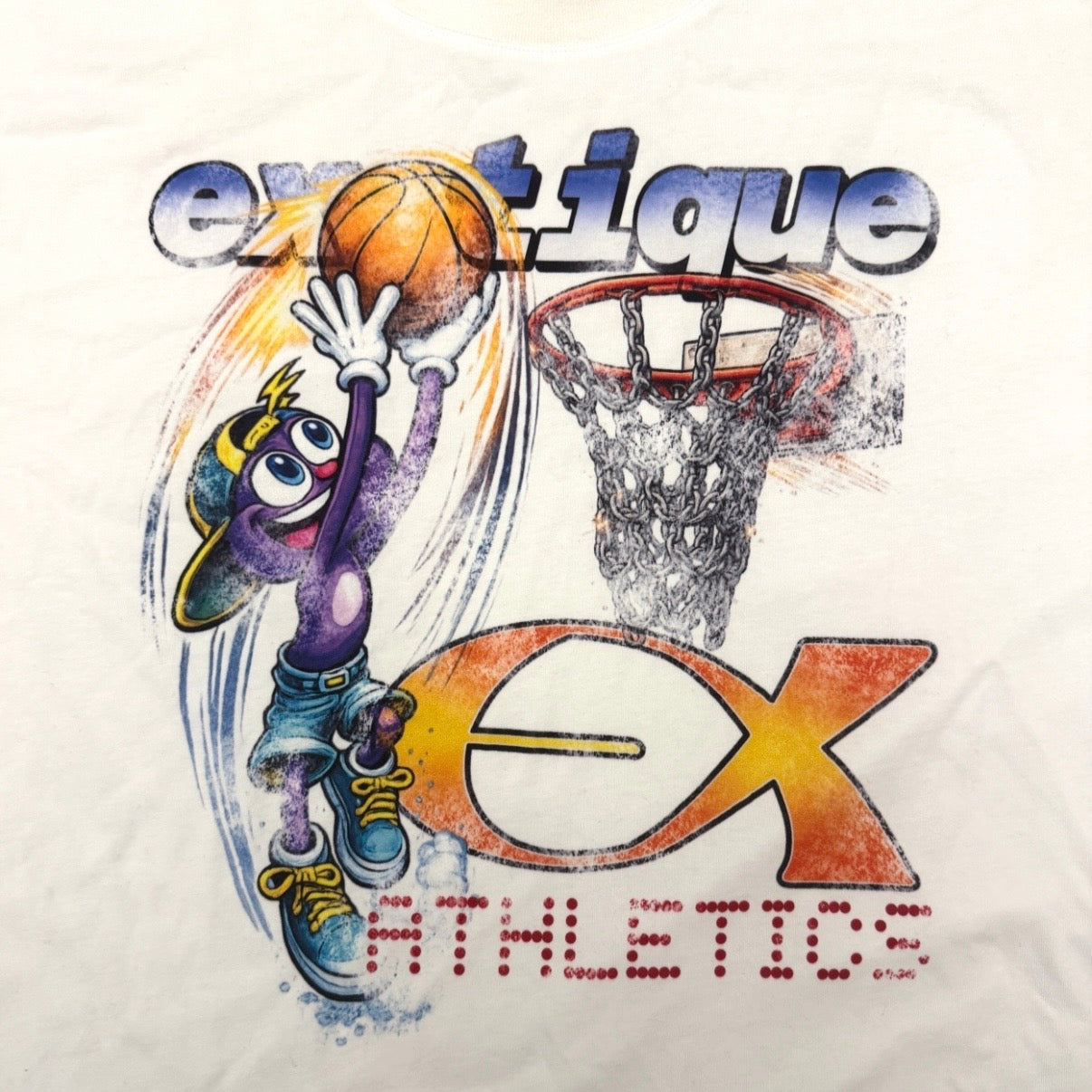 BASKETBALL TEE